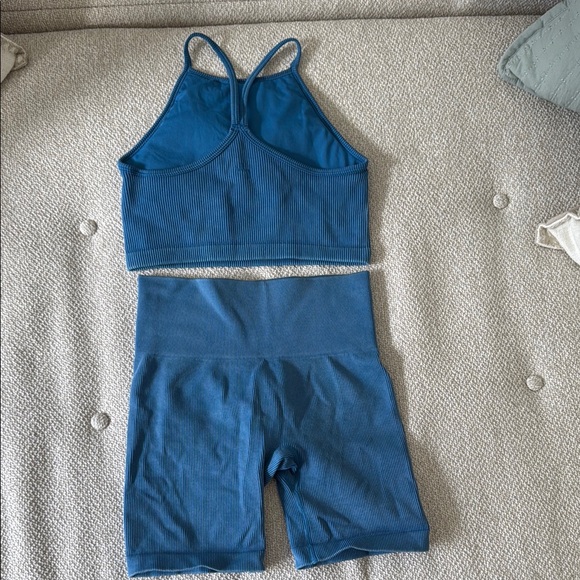 Target Blue Ribbed Workout Set - Picture 2 of 3